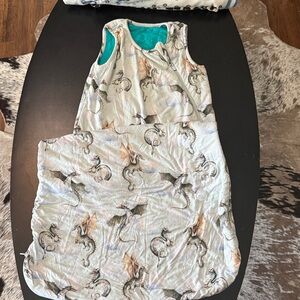 Posh Peanut Dragon sleep Sak tog 1. Quilted Fabric